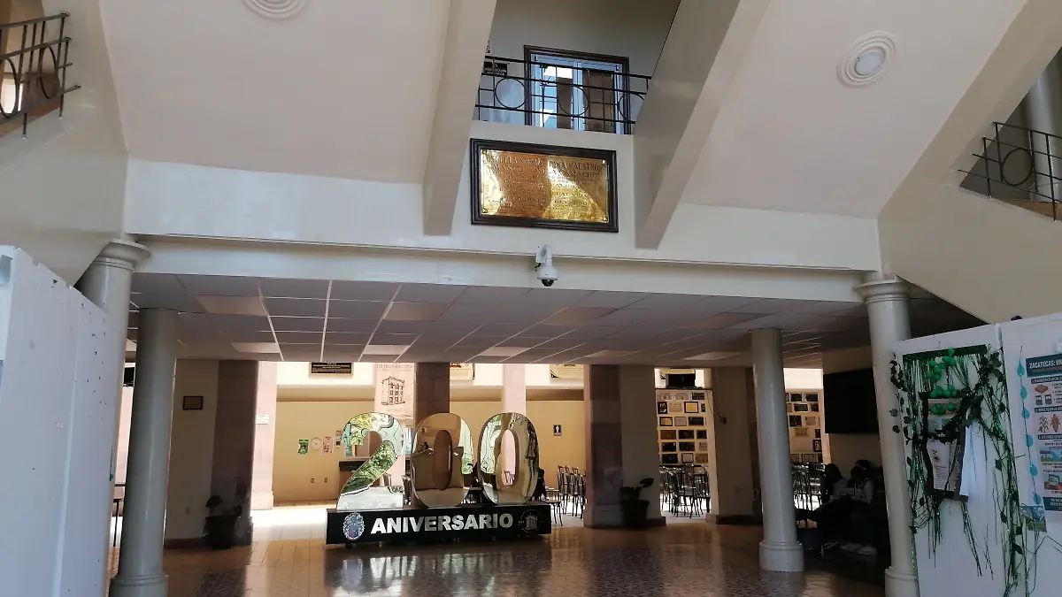 Interior Escuela Normal Manuel Ávila Camacho