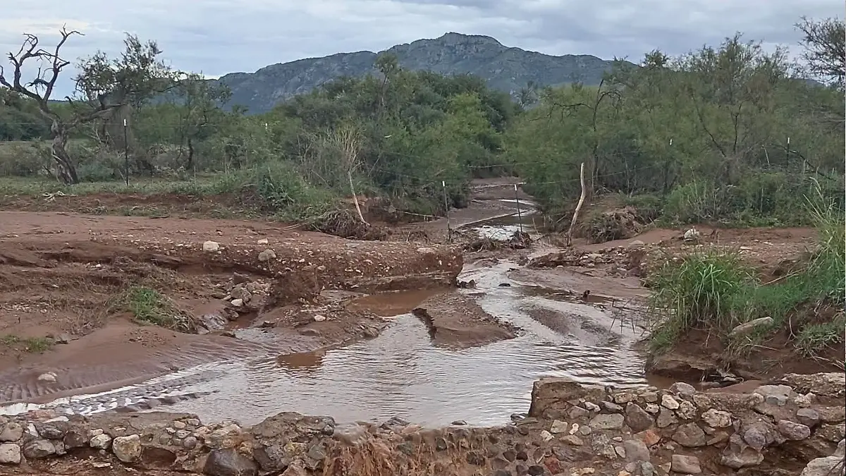 Lluvias dejan incomunicada a la comunidad de Villa Cárdenas, en Francisco R. Murguía, Zacatecas