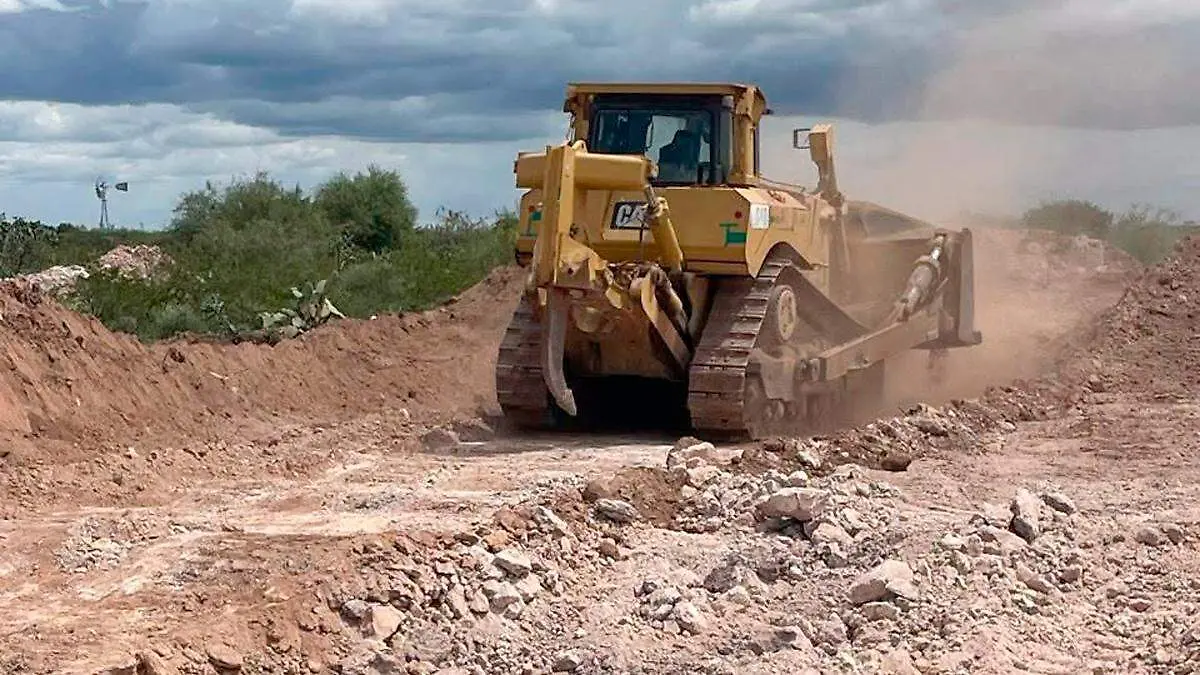 Trabajos de rehabilitación carretera