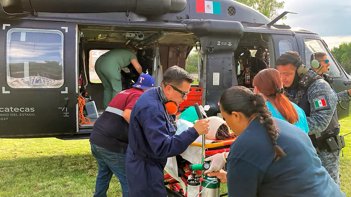Traslado de menor a hospital en un helicóptero