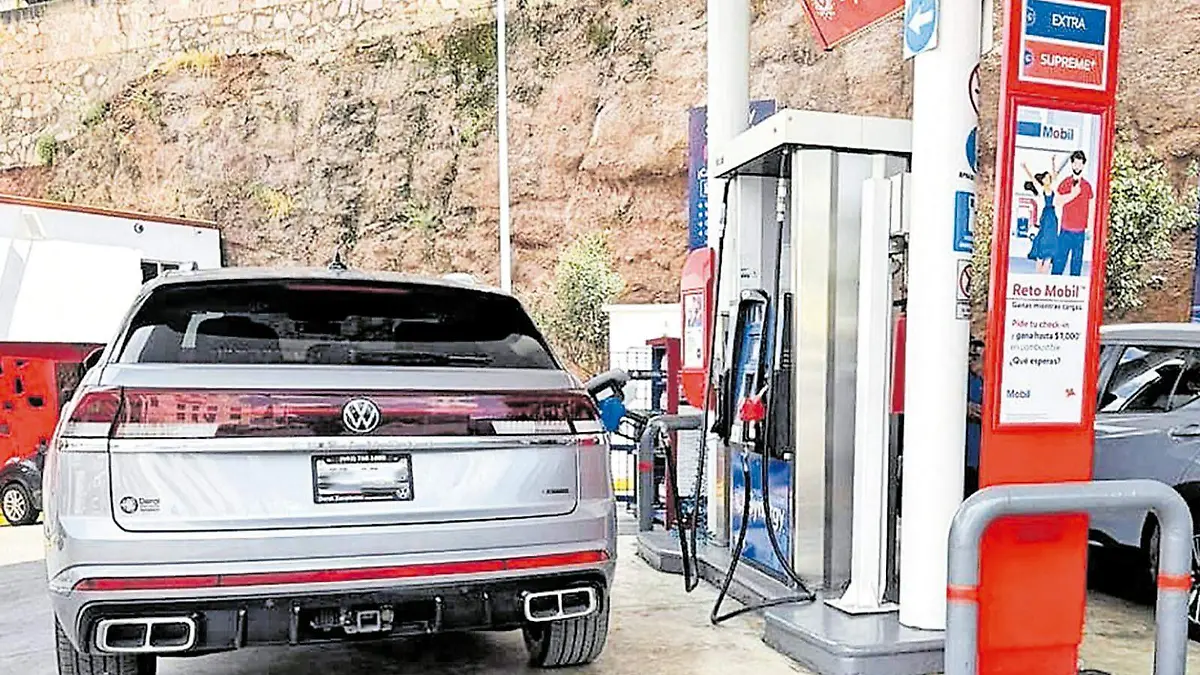 Gasolinera en la ciudad de Zacatecas