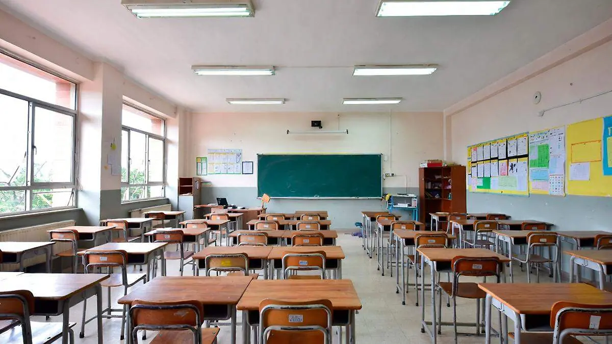 Imagen ilustrativa de un salón de clases