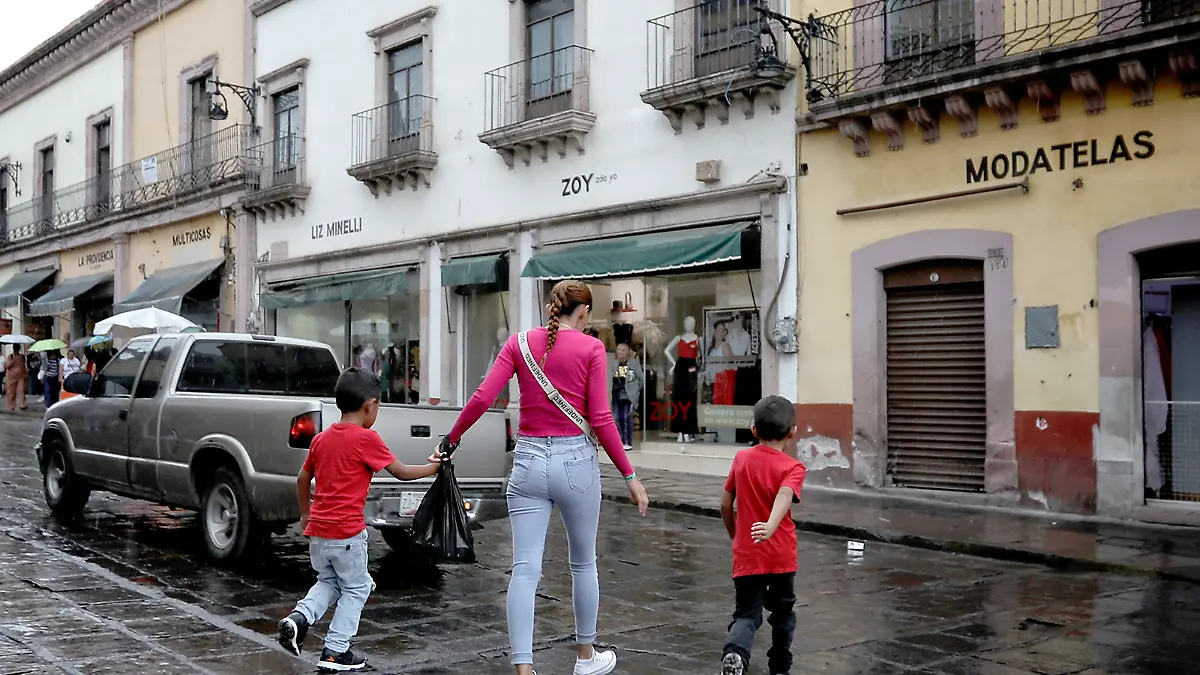 Lluvia en el centro de Zacatecas