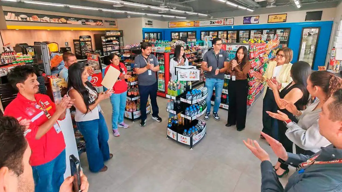 Apertura tienda oxxo