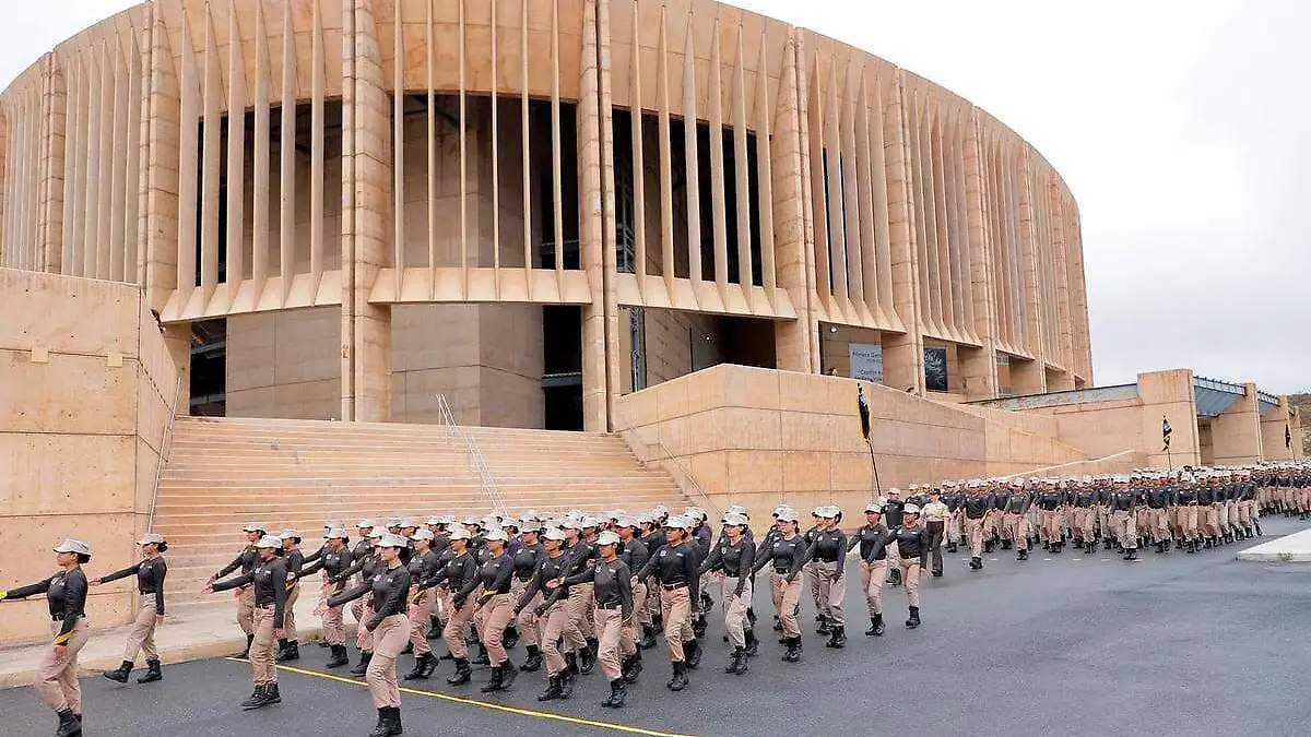 Alumnos del bachillerato militarizado en Zacatecas