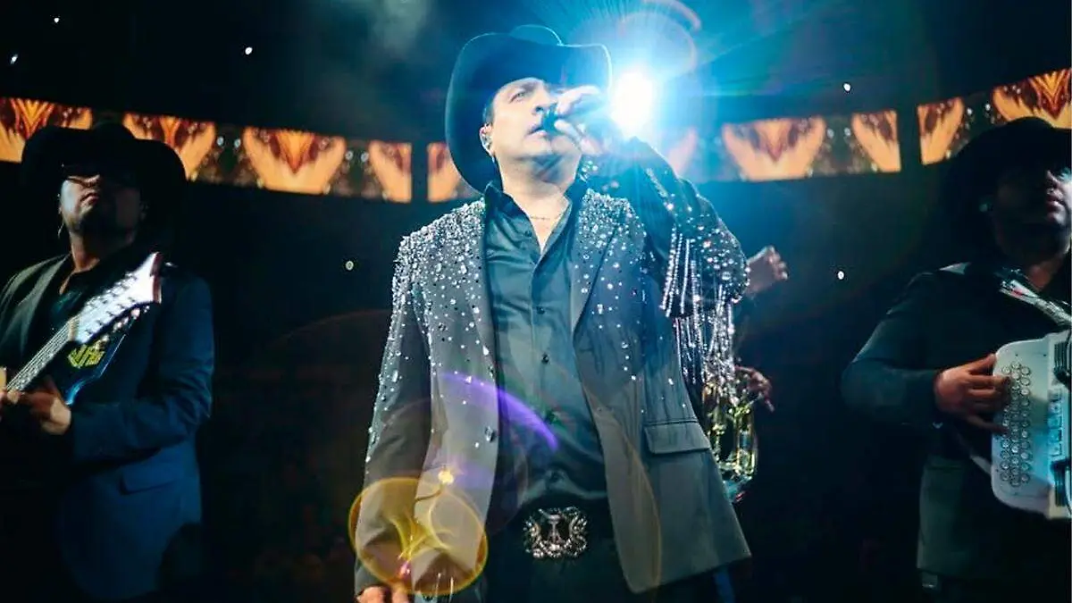 Cantante Julión Álvarez