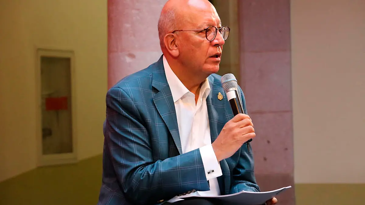 Vicente Quirarte