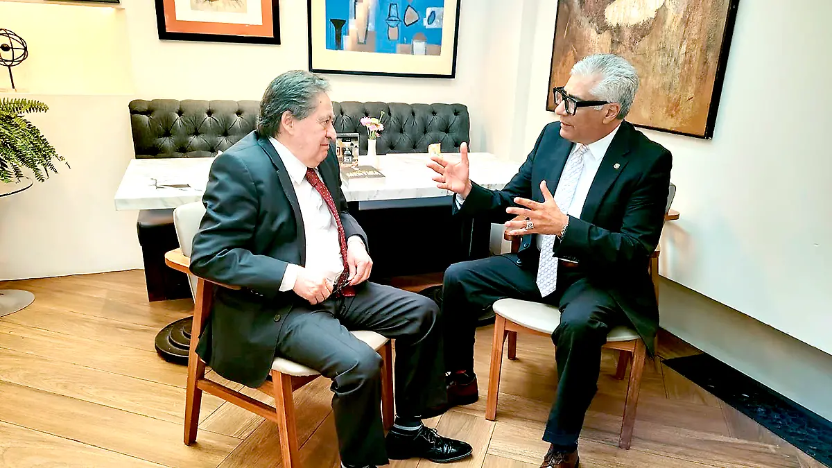 José Isabel Trejo (I) en entrevista con Gerardo de Ávila