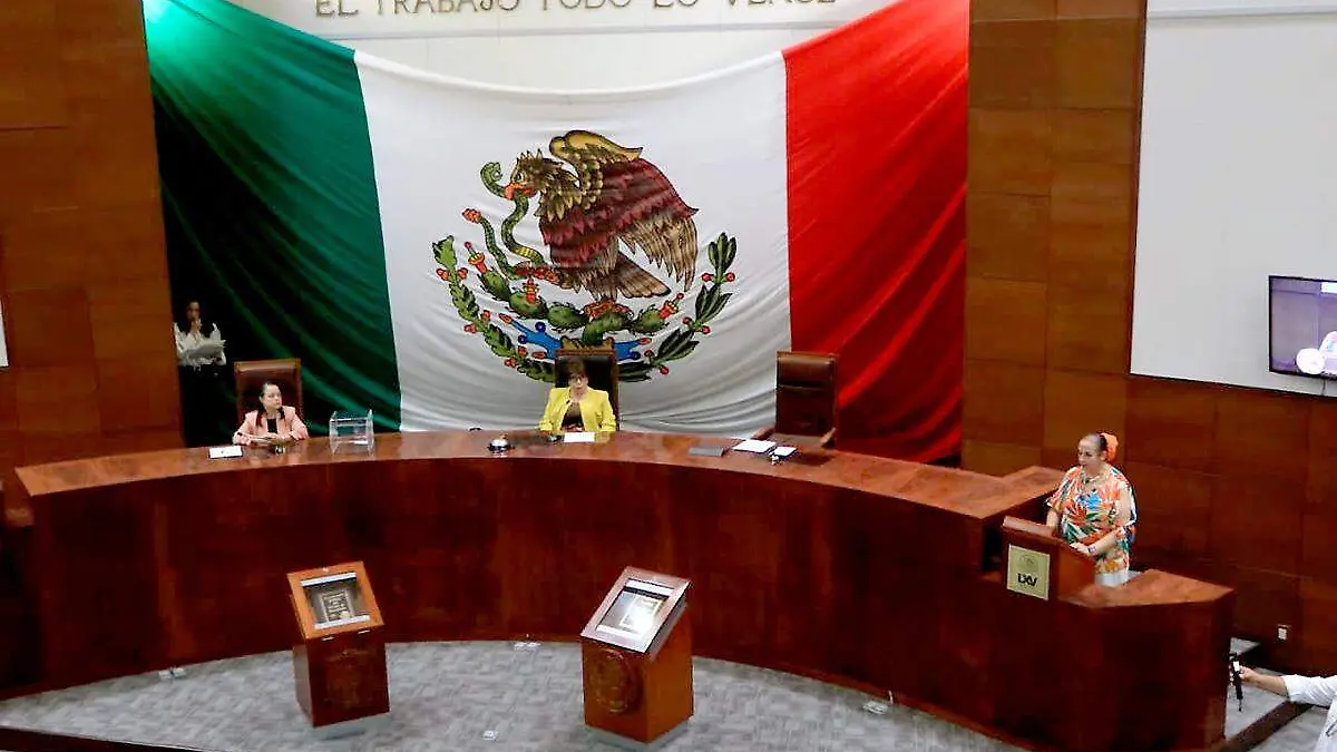 Sesión de la Legislatura Lcal en Zacatecas