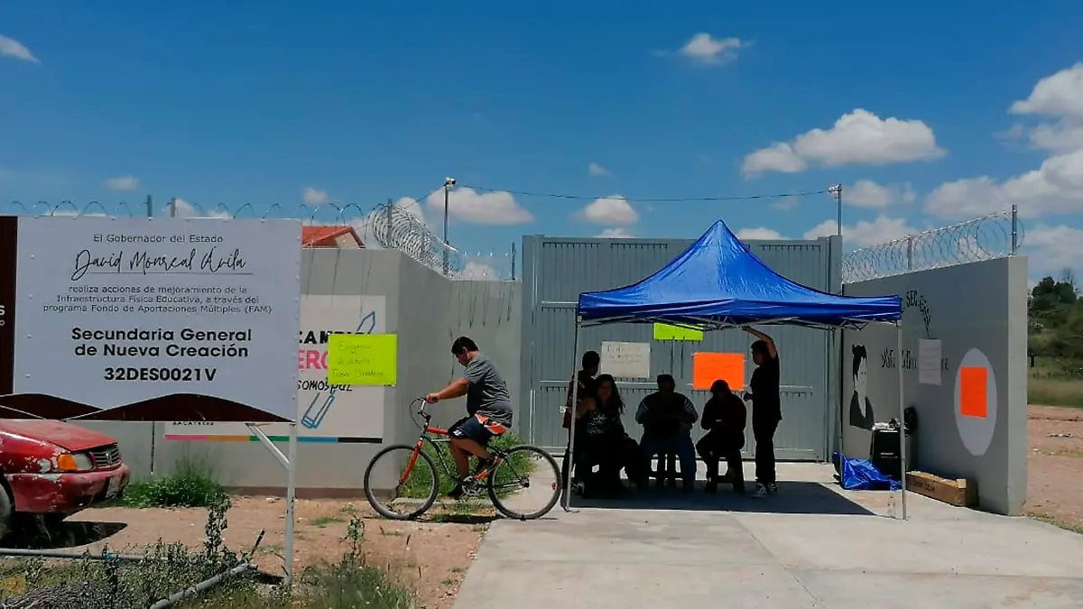 Protesta en escuela secundaria de Guadalupe, Zacatecas