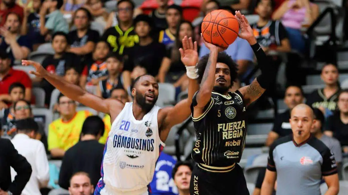 Gambusinos vs Fuerza Regia