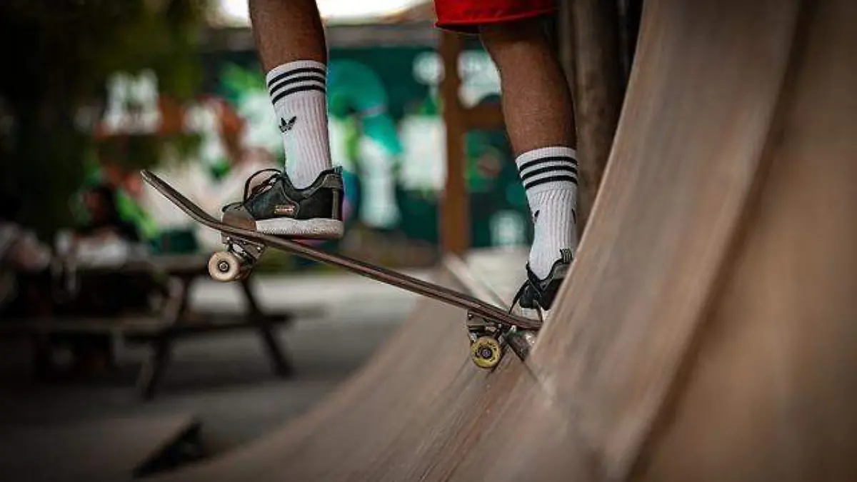 skateboard-5563464_640