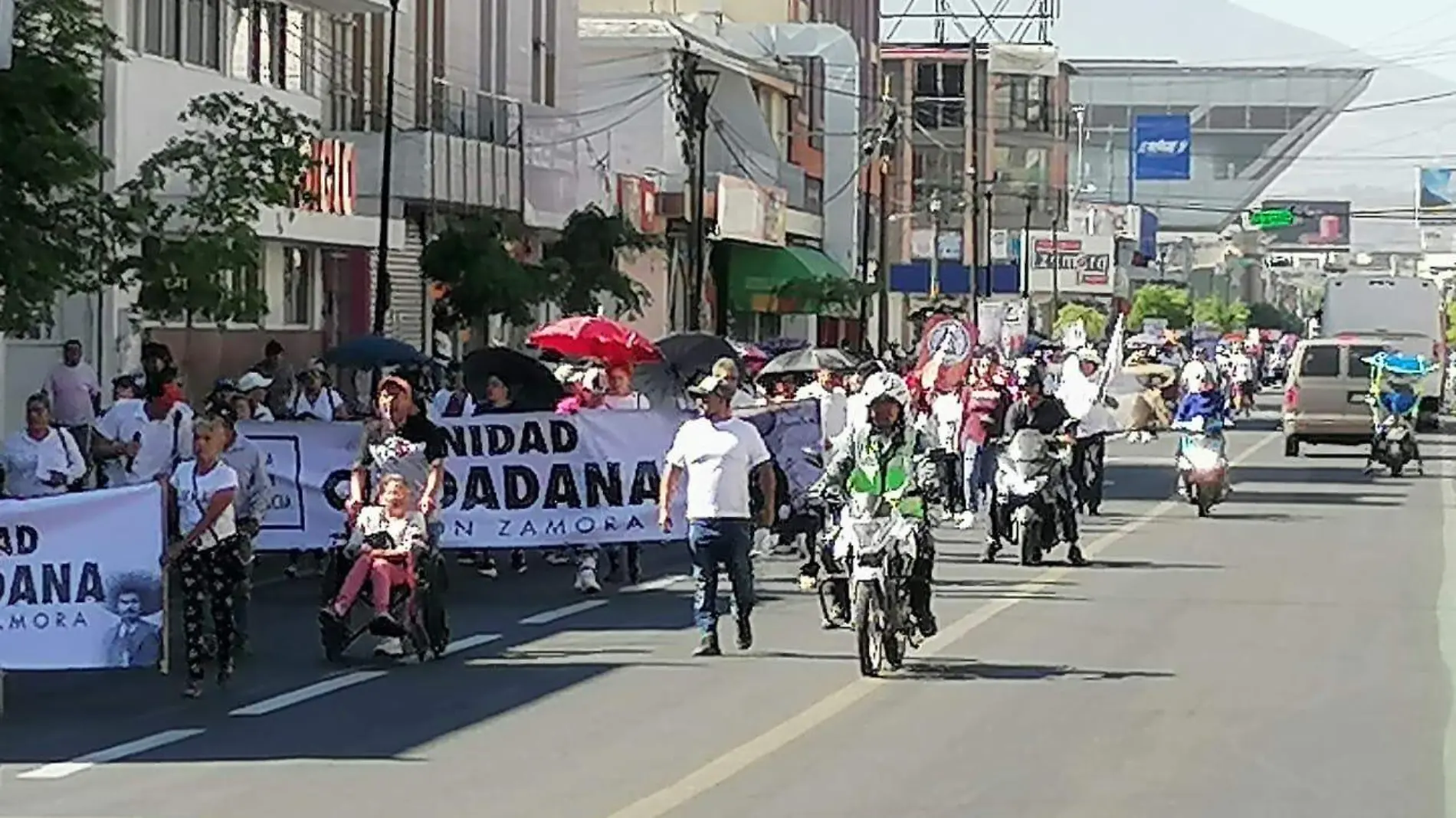 Marchan colonos de Zamora 