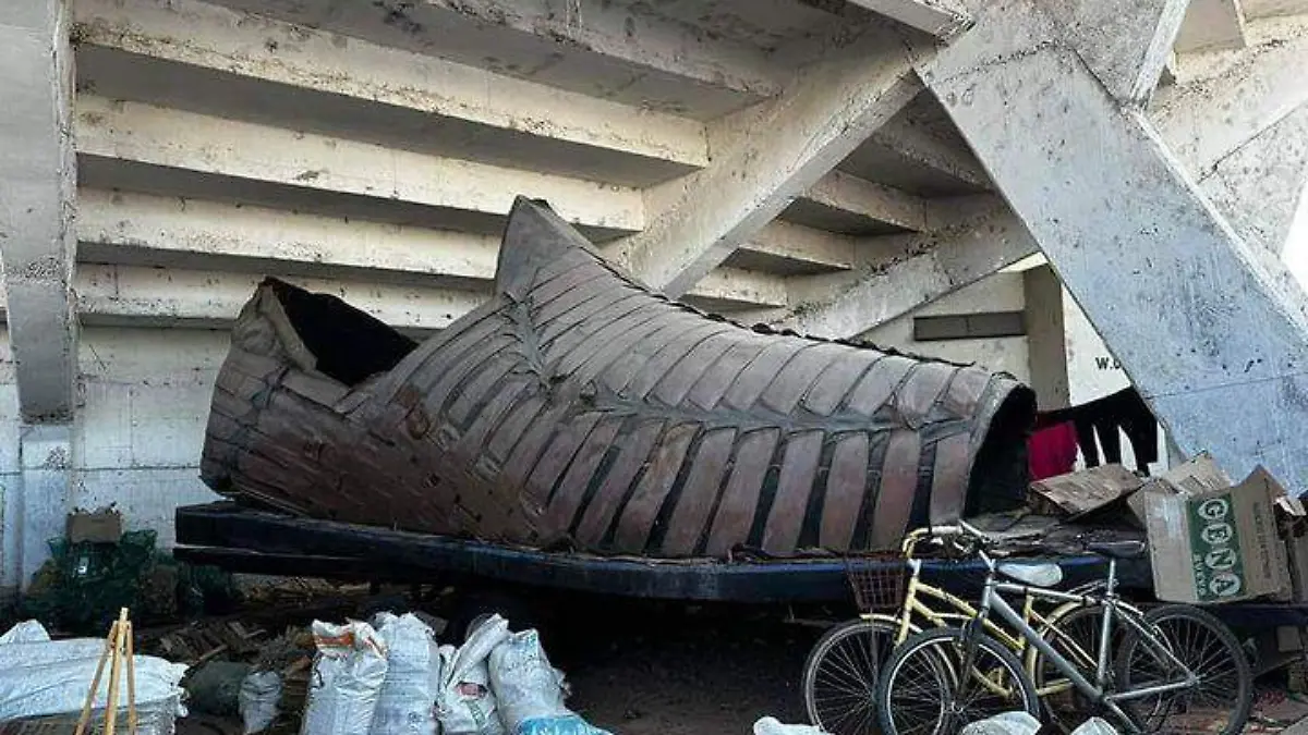 El Huarache Más Grande del Mundo 