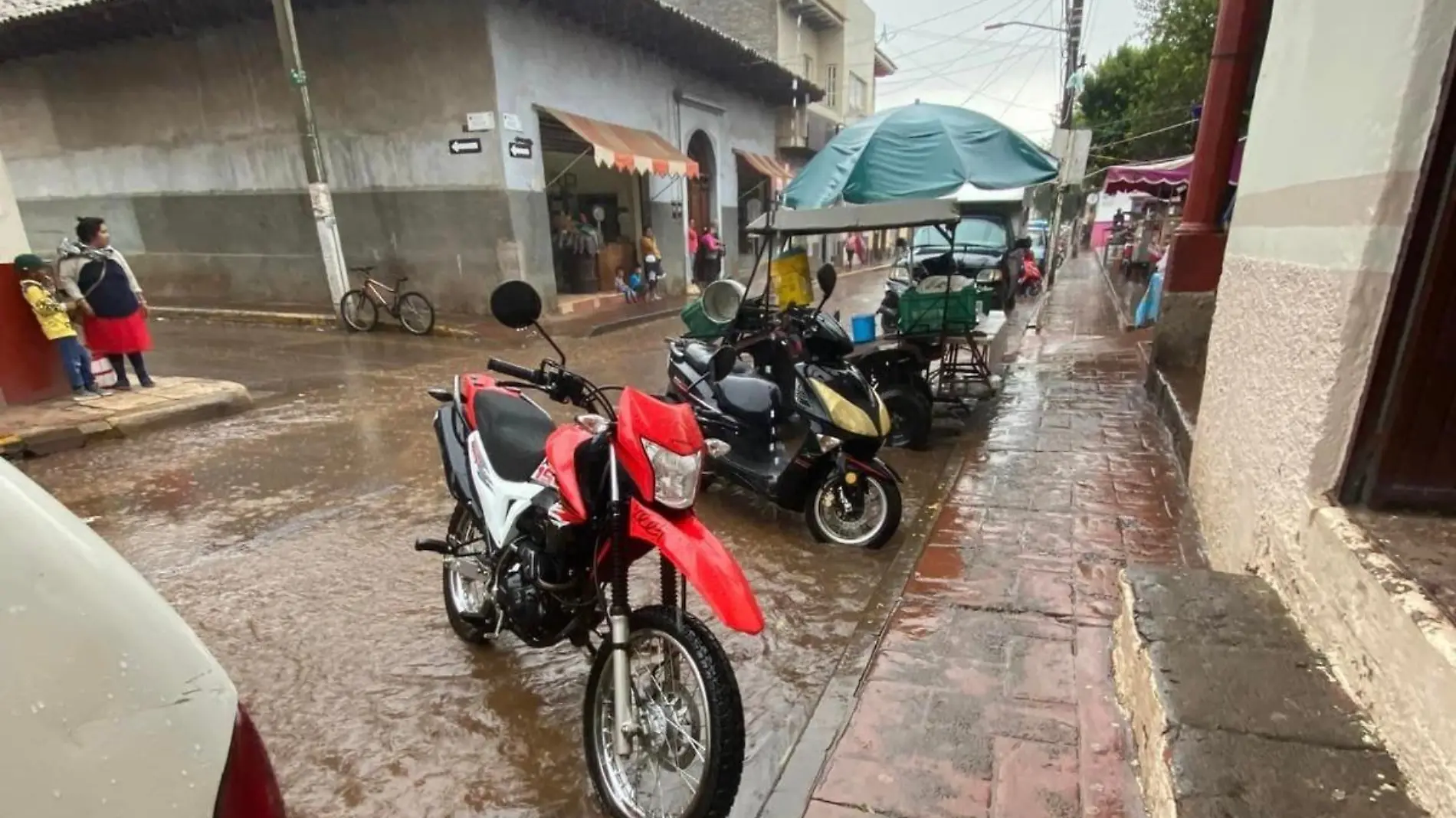 Lluvia Tangamandapio