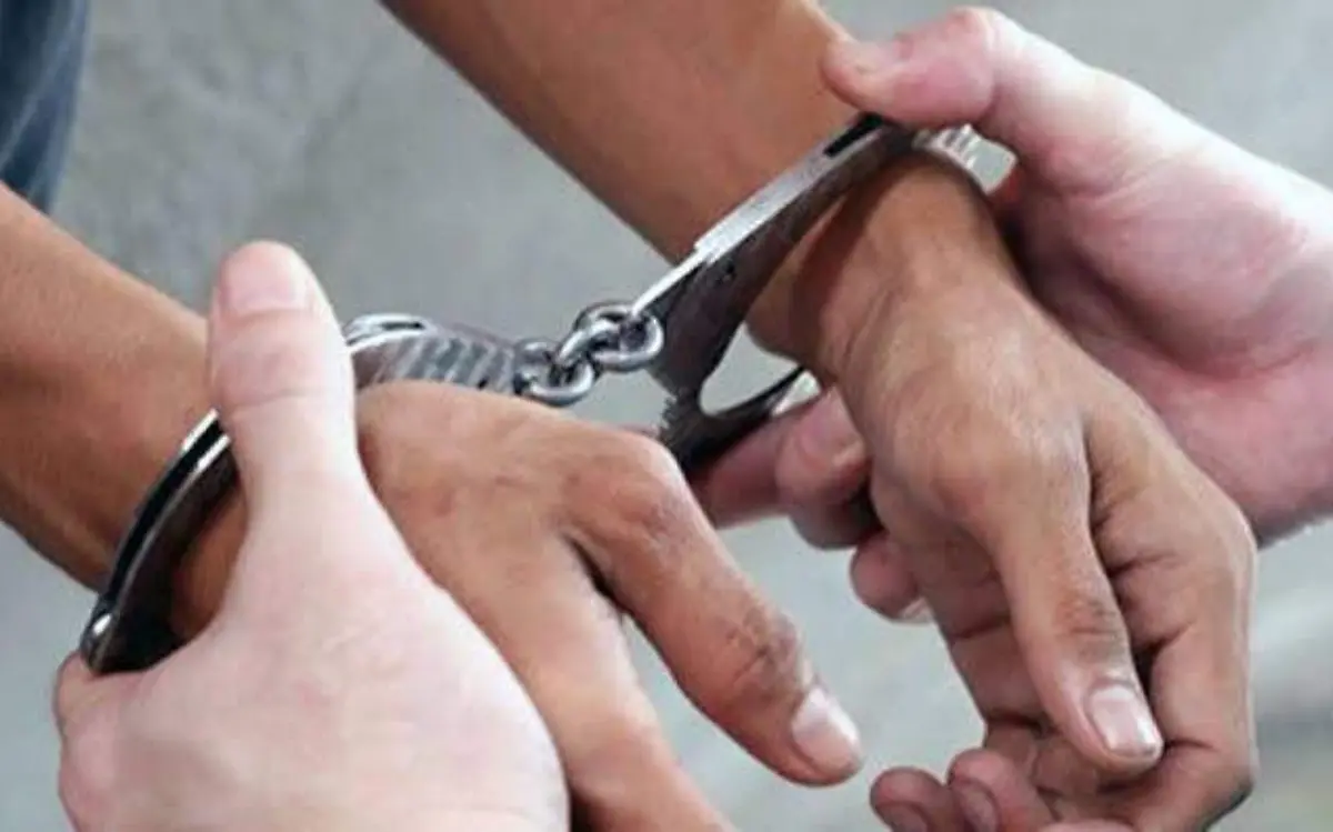2701 Detenido