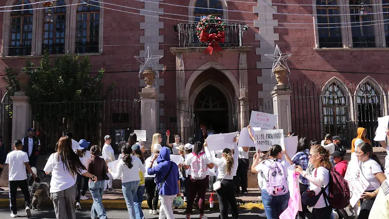 Marcha por perro, en Presidencia de Jacona