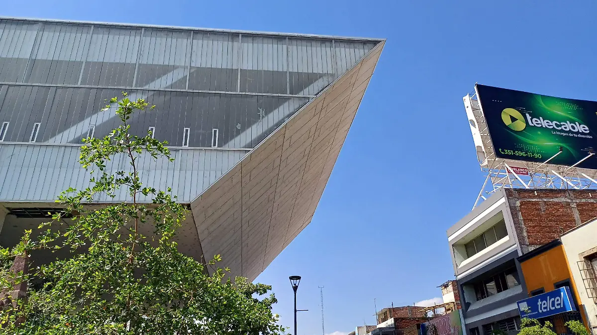 Daños al edificio del CRAM