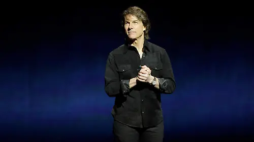 2025-04-03T211648Z_2095440317_RC2IQDA6Z5L2_RTRMADP_3_FILM-CINEMACON-TOM-CRUISE