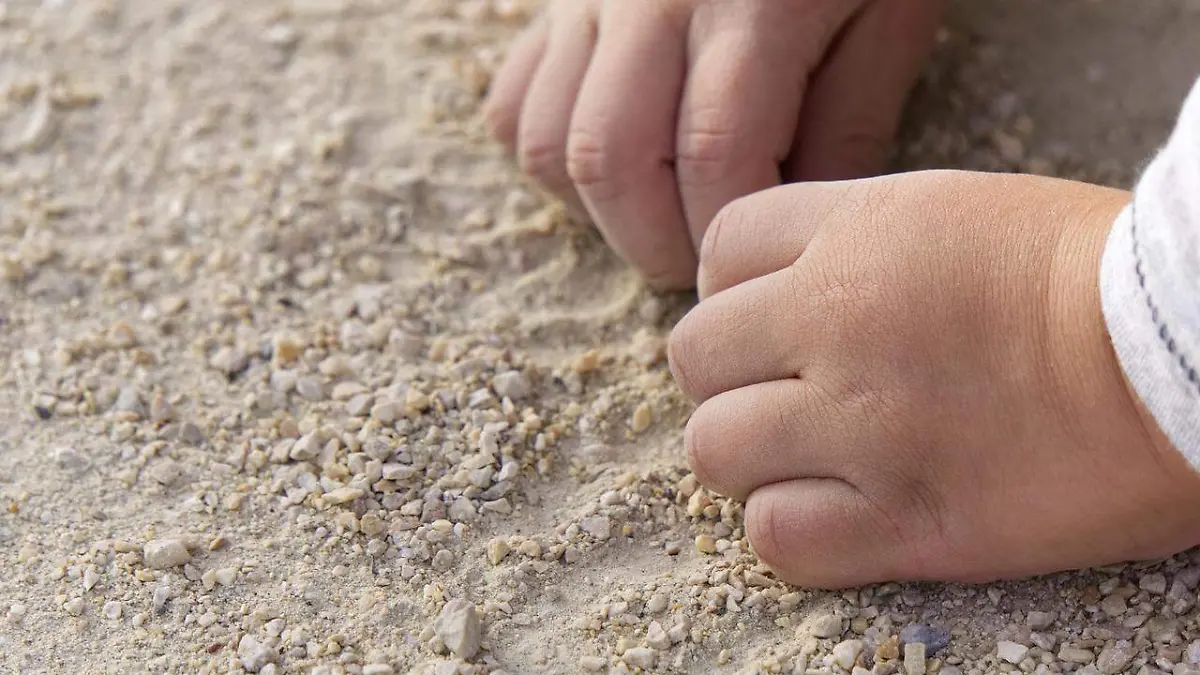 hand-3707900_1280