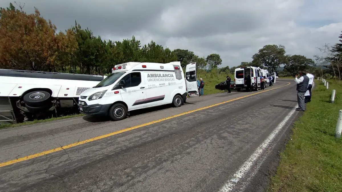 Ambulancias en carretera