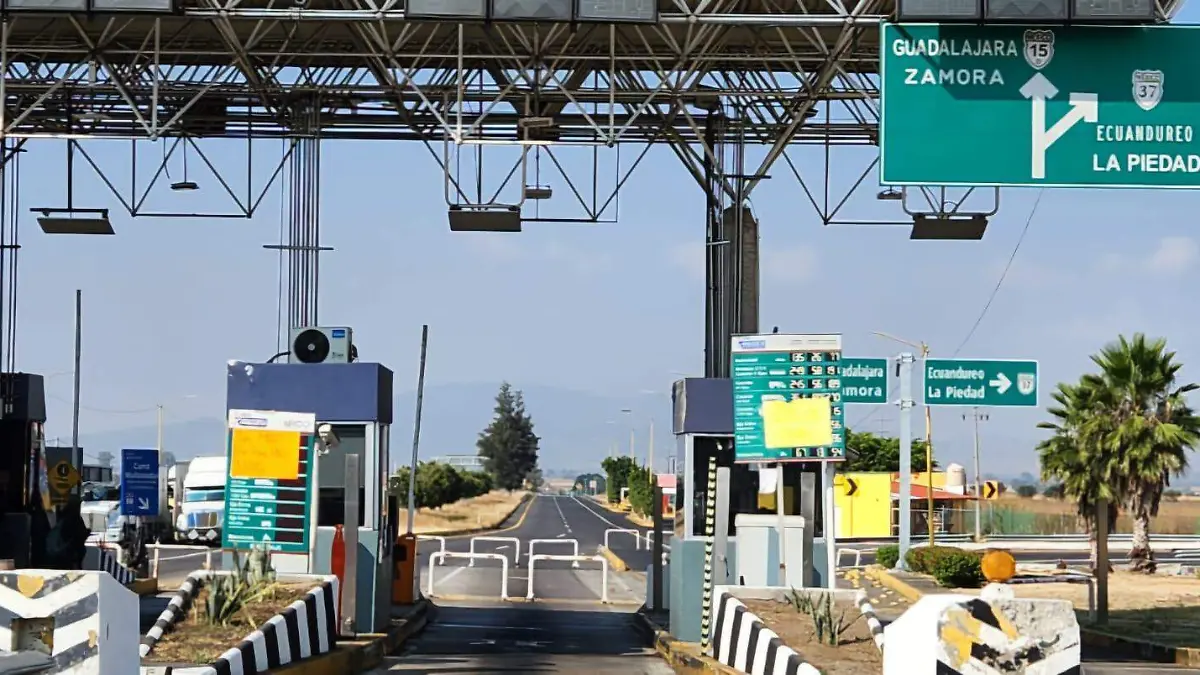 Bloqueo en Ecuandureo 5