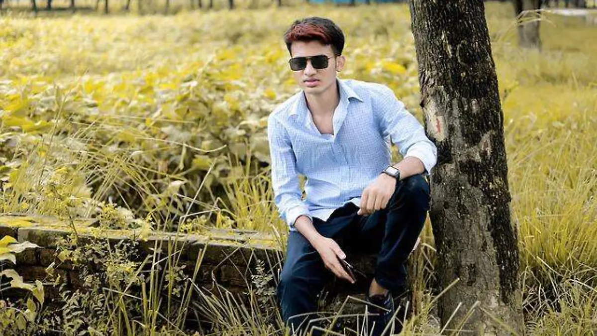 dslr-background-boy-image-7724025_640