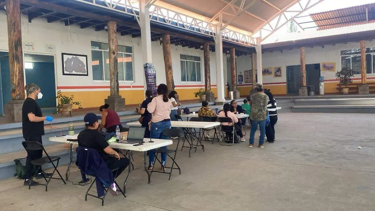 Tomas de adn en Los Reyes