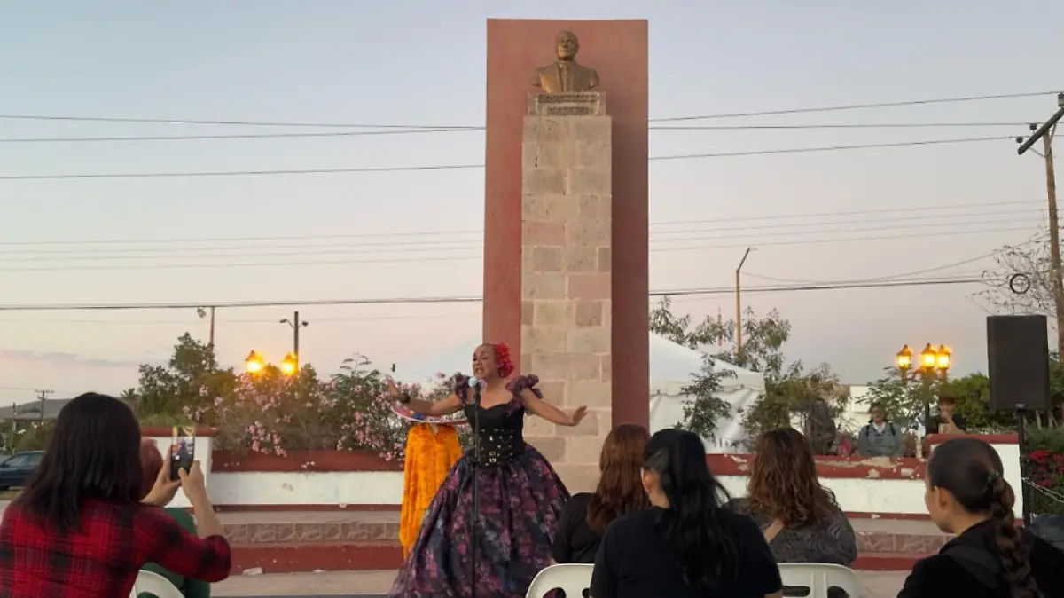 Performance trans en La Paz