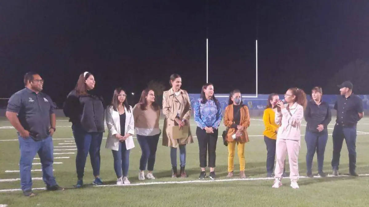 Reinauguran campo de tochito