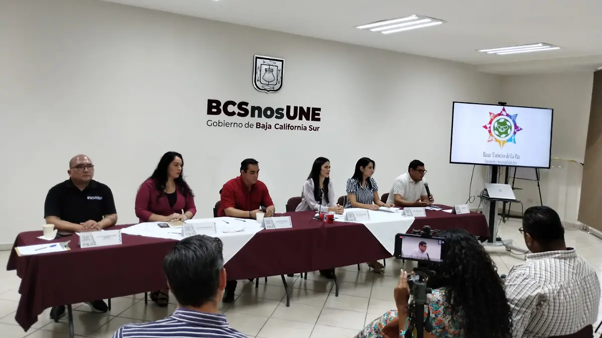 Primer bazar turístico de La Paz