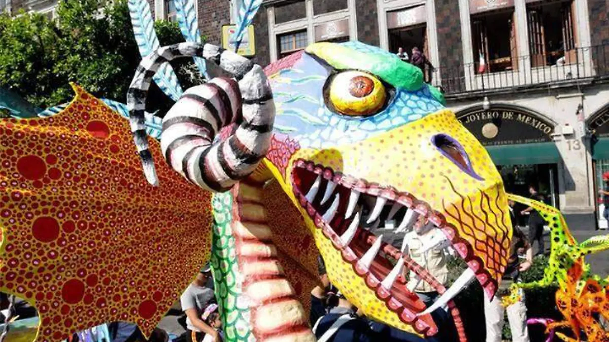 desfile de alebijes