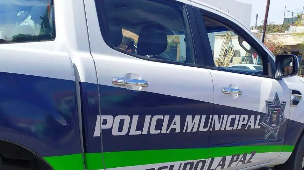 Intentan subir al a fuerza a jovencita
