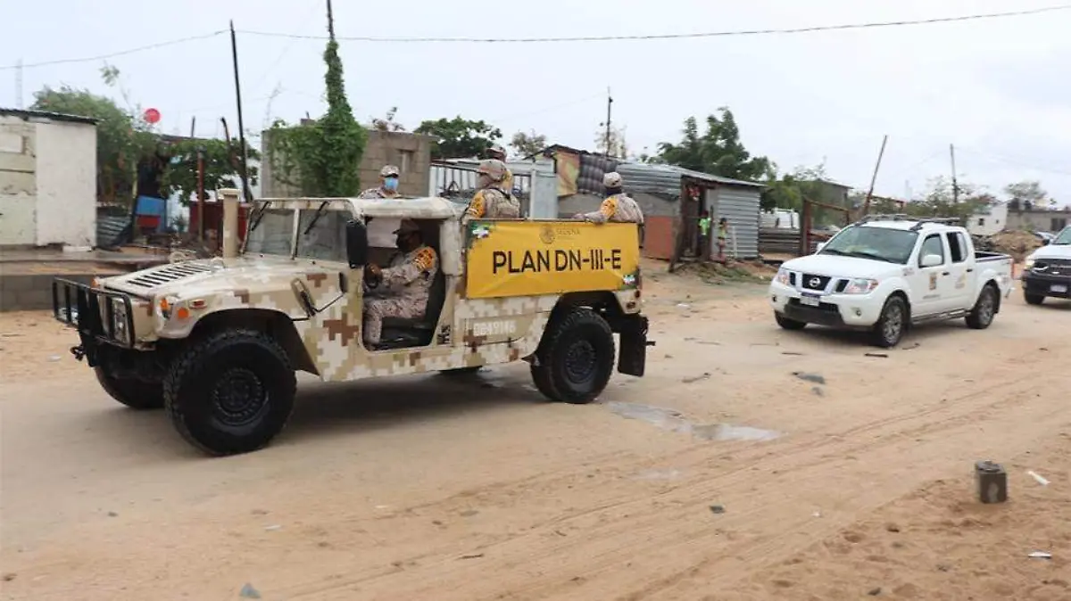 Ejercito apoyo población huracan