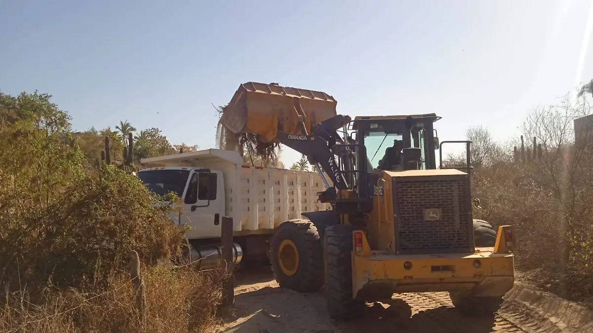 Basura arroyos Los Cabos