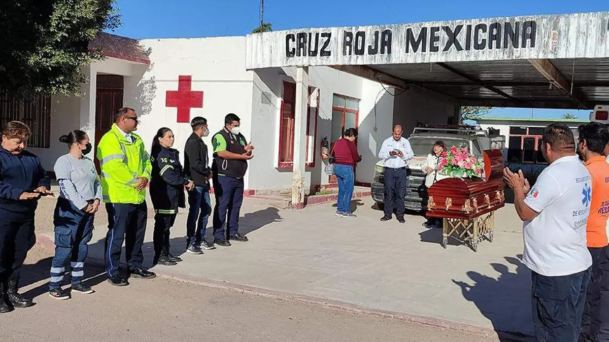 homenaje a socorrista Amelia Carrillo
