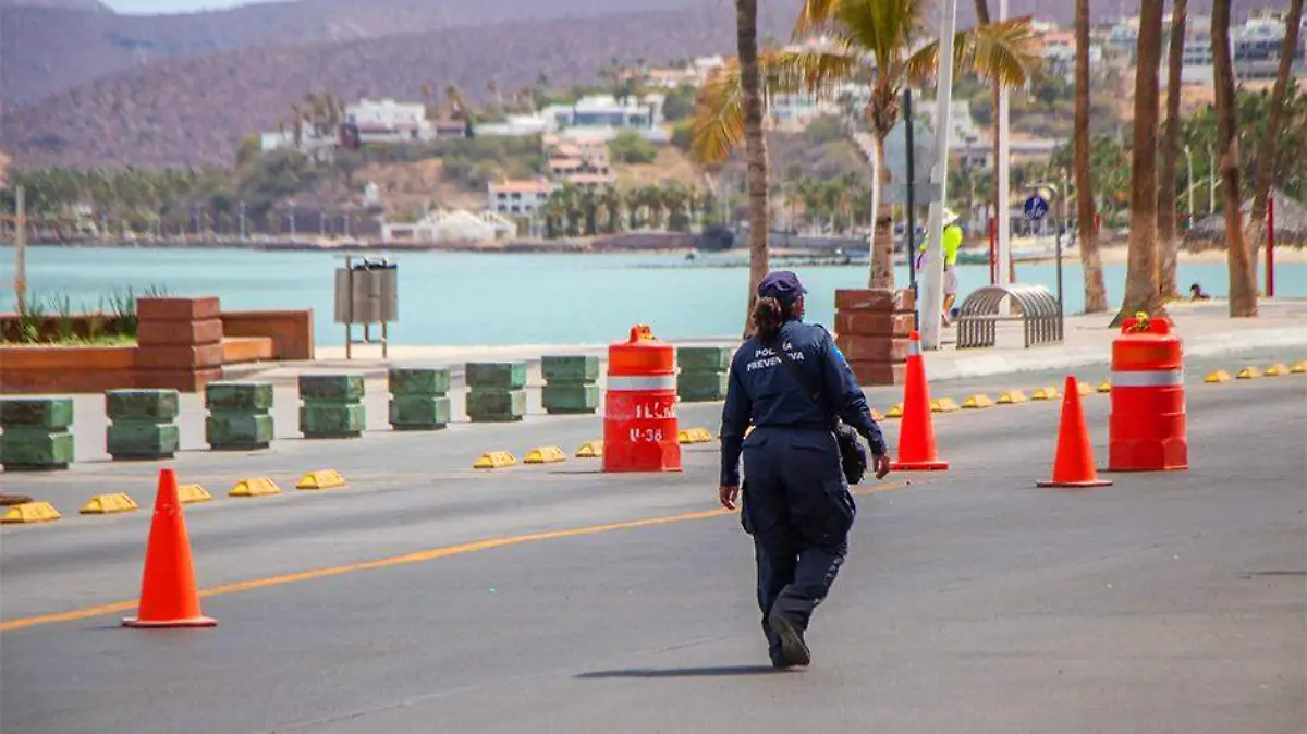 Cierre del malecon la paz