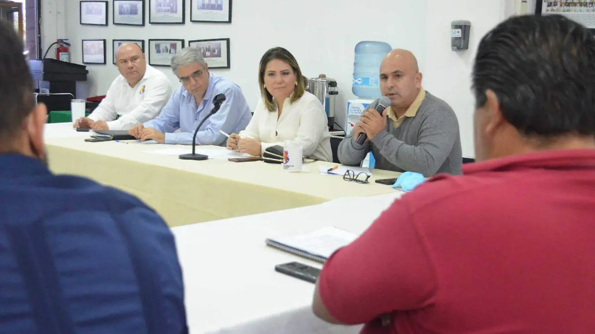 Marbella Gonzalez encuentro ganaderos y PGJE