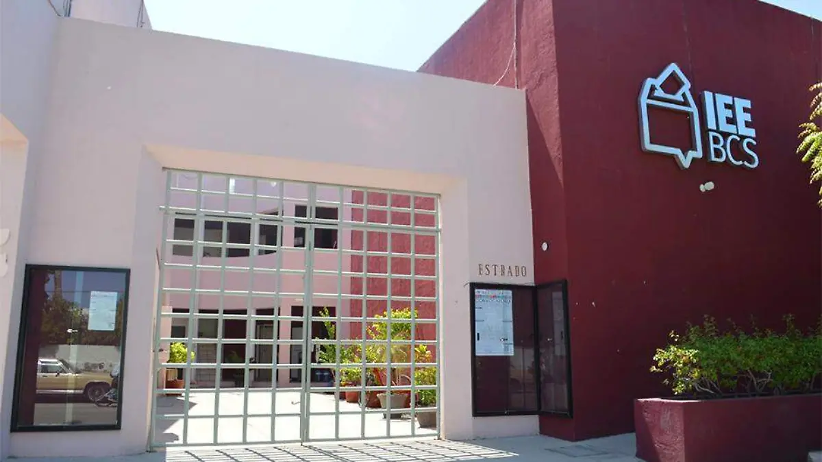 Violencia politica de genero IEE BCS