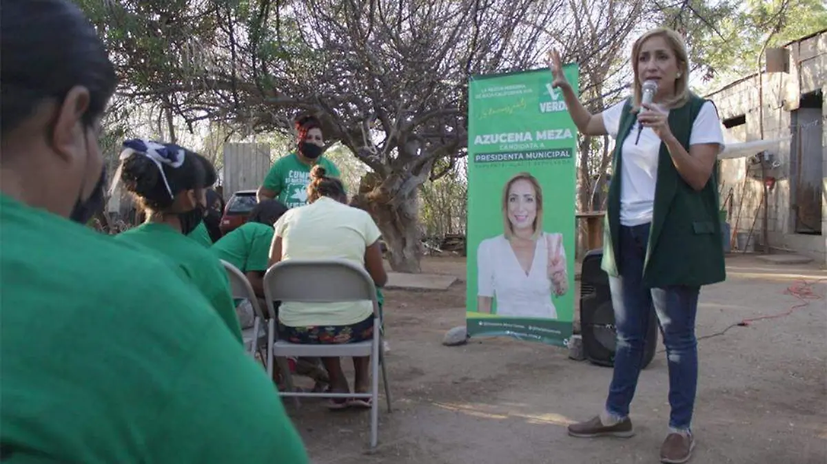 Azucena Meza emprendedores