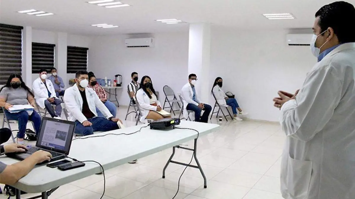 Medicos servicio social BCS