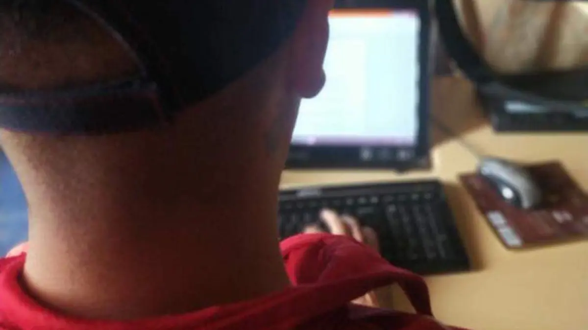 Home office trabajo computadora