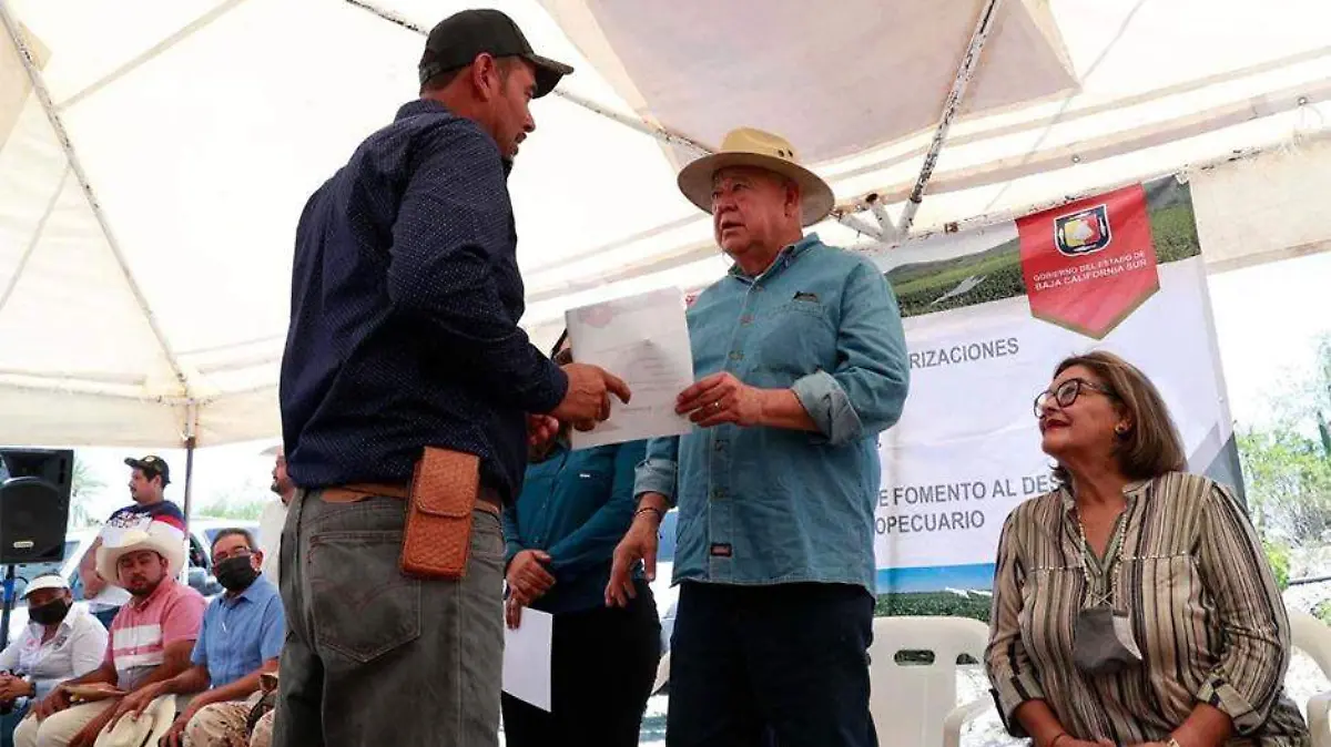 Castro Cosio comondu 1