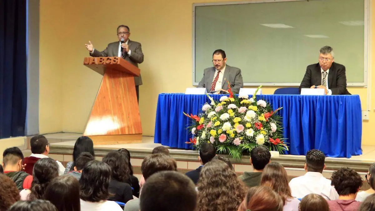 UABCS encuentro ciencia animal