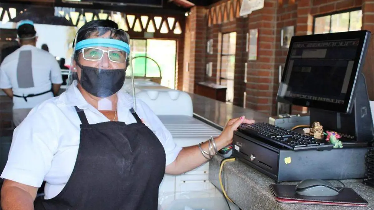 48 en turismo son mujeres