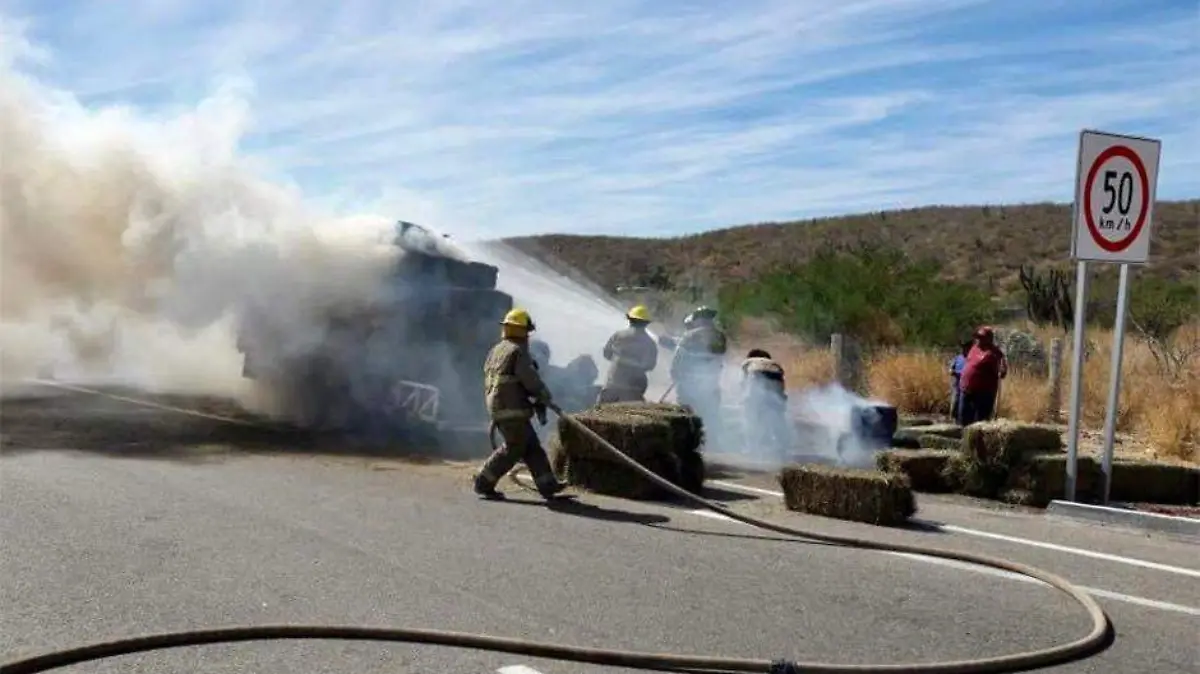 Incendio bomberos Todos Santos La Paz