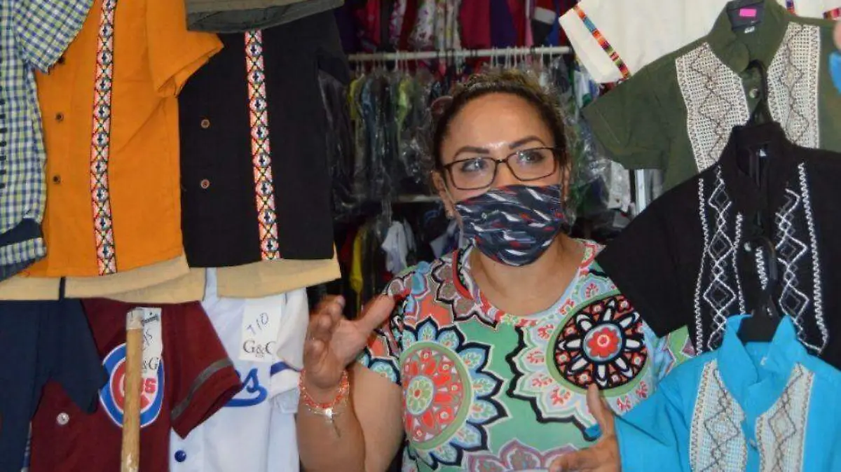 Venta ropa mercado madero