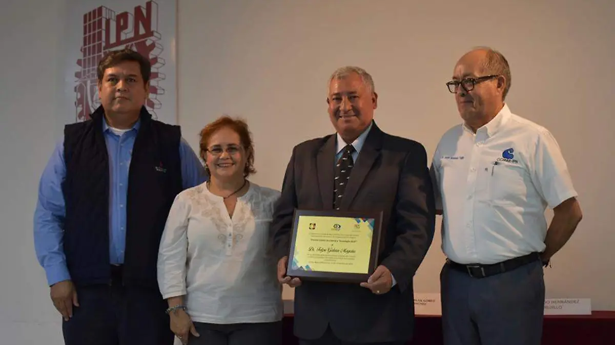 Doctor Felipe Galván Magaña 02