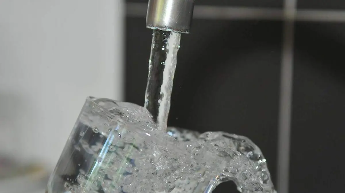 Agua vaso