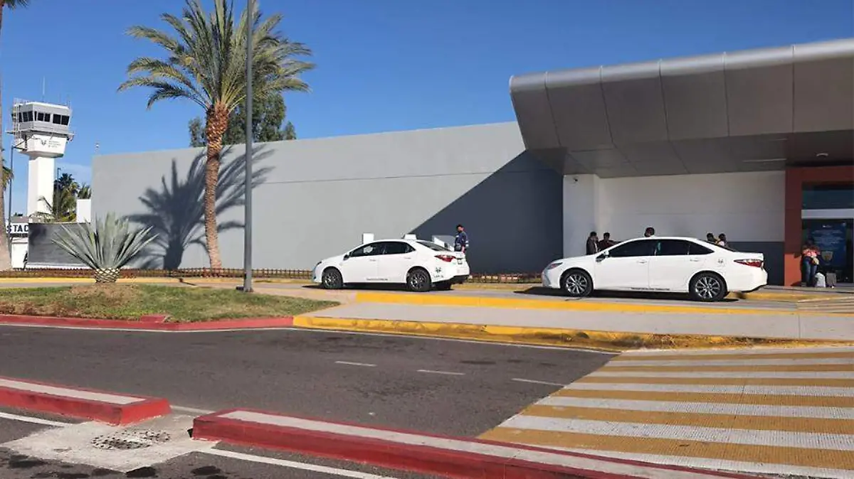 Cancelan vuelos de La Paz y Los Cabos a CDMX